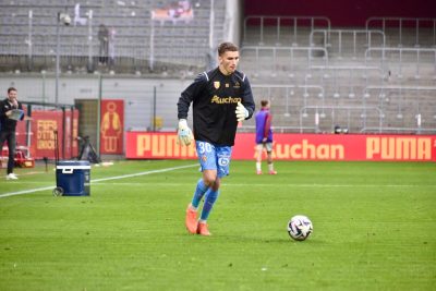 Le jeune gardien Adam Delplace quitte le RC Lens