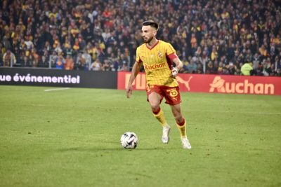 « Vraiment agréable d’être dans cette équipe », Adrien Thomasson savoure la saison du RC Lens et son titre de meilleur passeur