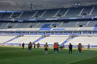 Le RC Lens à l’entraînement pour s’imprégner du Stade de France à J-1 de la finale